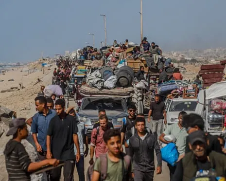 Israeli Forces Attempt to Compel Residents Out of Gaza City as Military Operation Advances