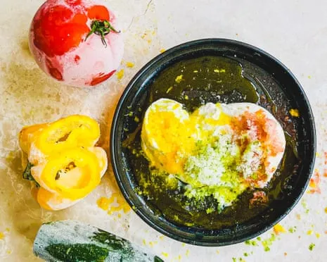 How to Turn Spare Fruit and Veg into a Chilled Accompaniment – Guide